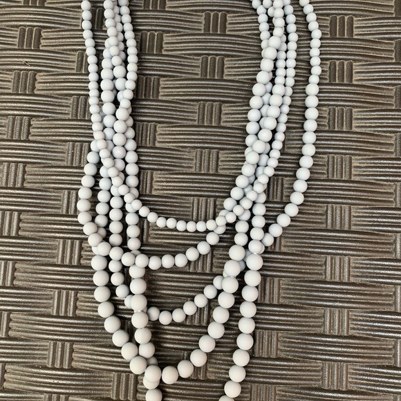 New Jessica McClintock Gray Ling Layered Necklace - Picture 2 of 2